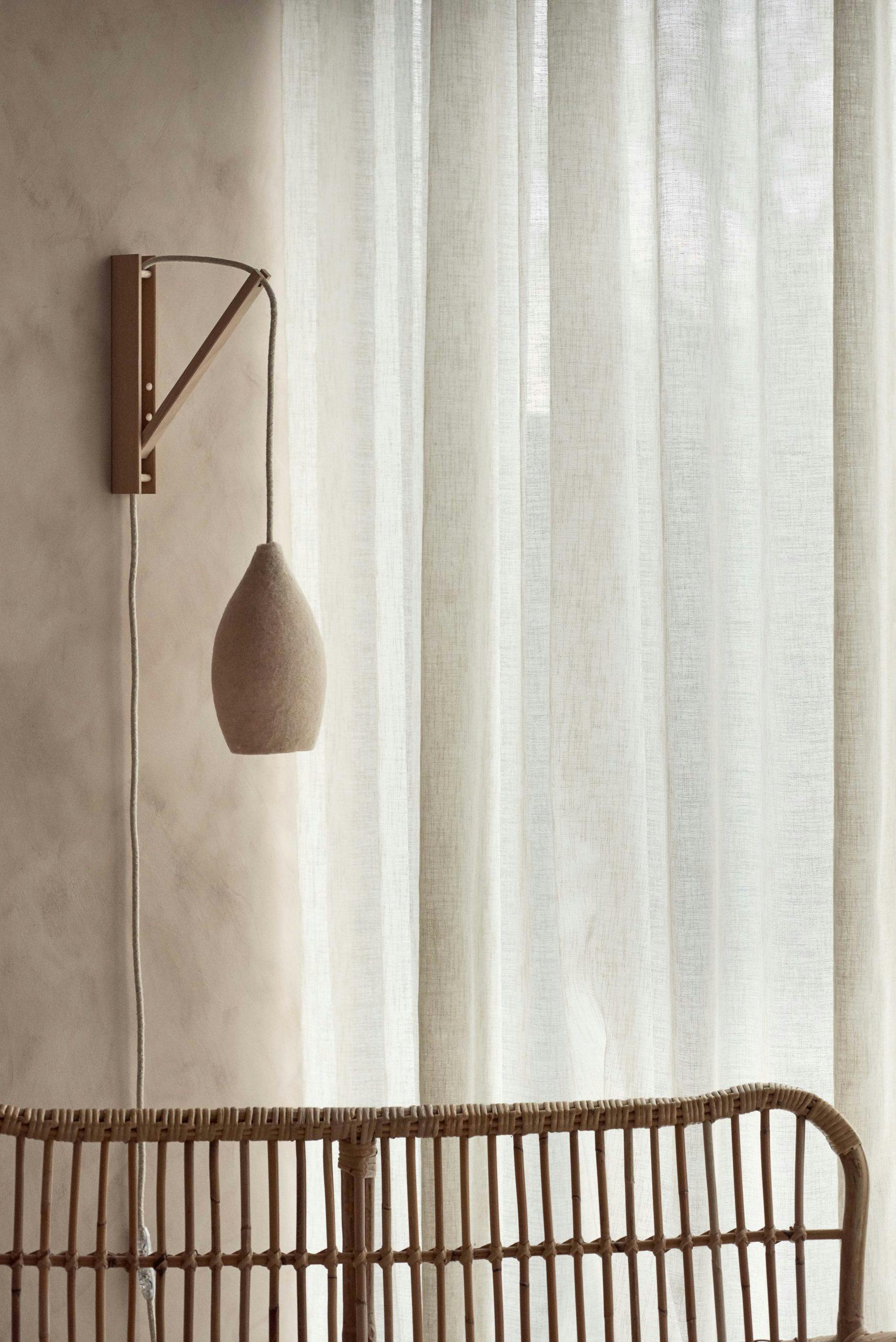 MariaOgMartinBOM231310 Lampe ved koselig hjørne
